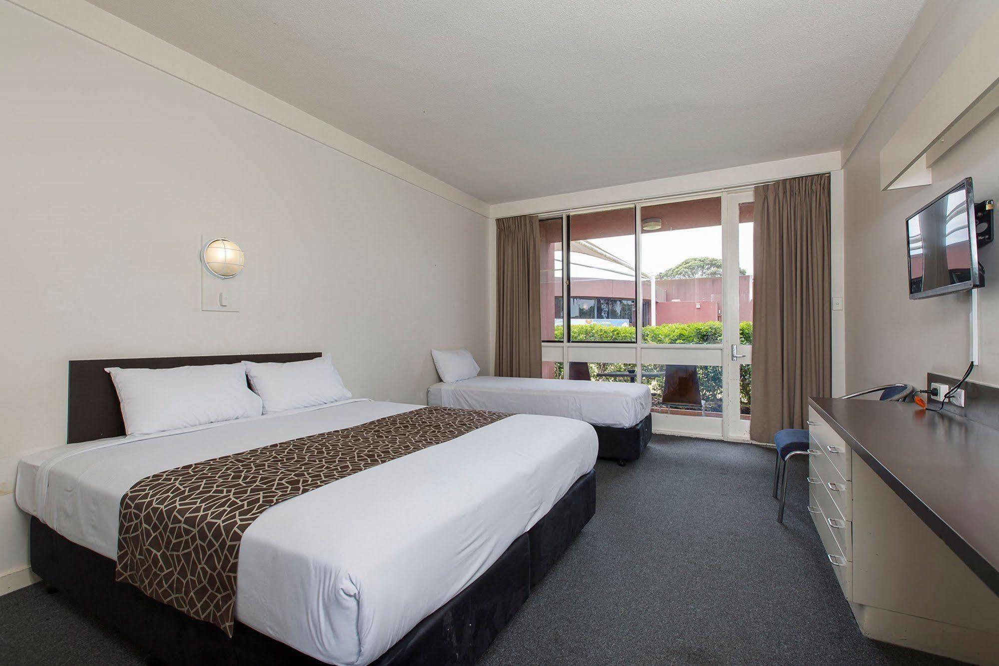 Nightcap At Seaford Hotel Exterior photo