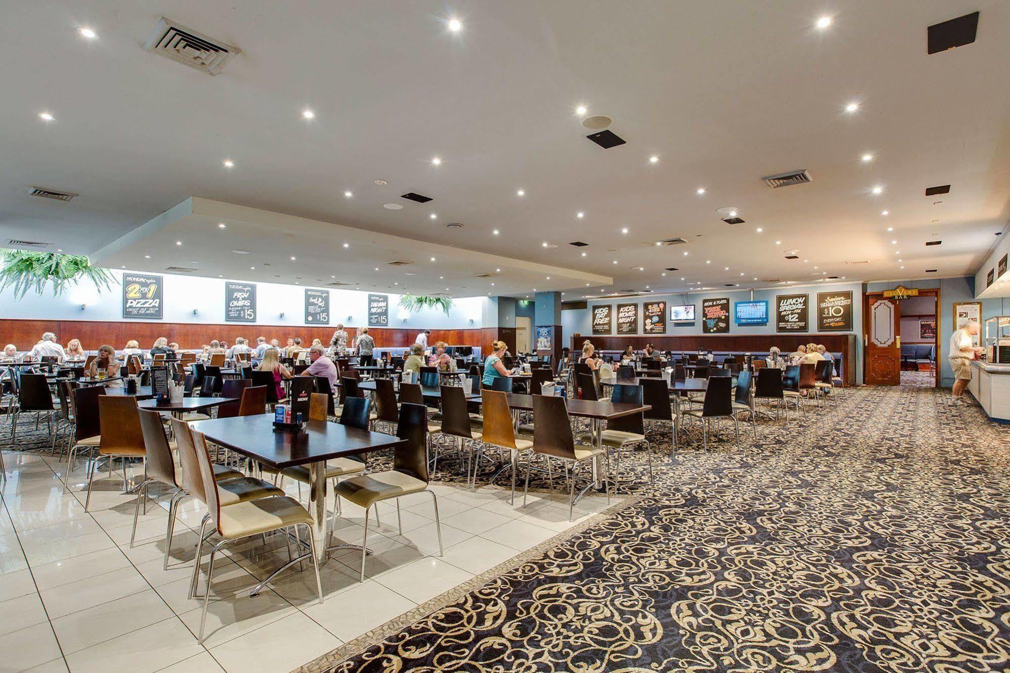 Nightcap At Seaford Hotel Exterior photo